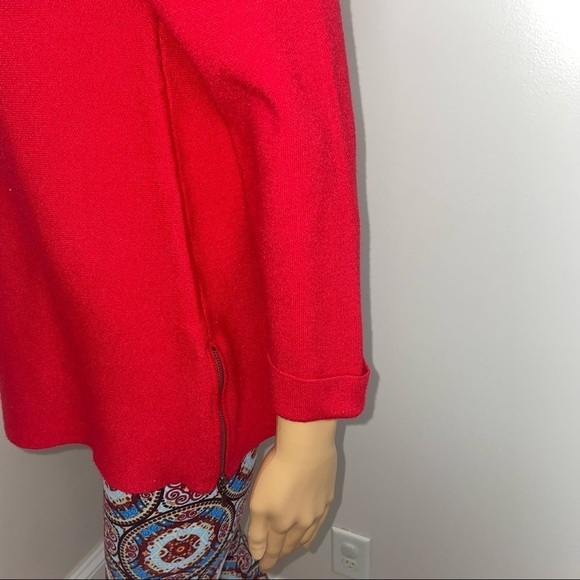 TaharI Women's Sweater – Bold Red Hue Red - Picture 8 of 12